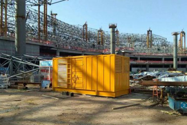 泗阳发电机出租如何判断空气滤清器是否需要更换？